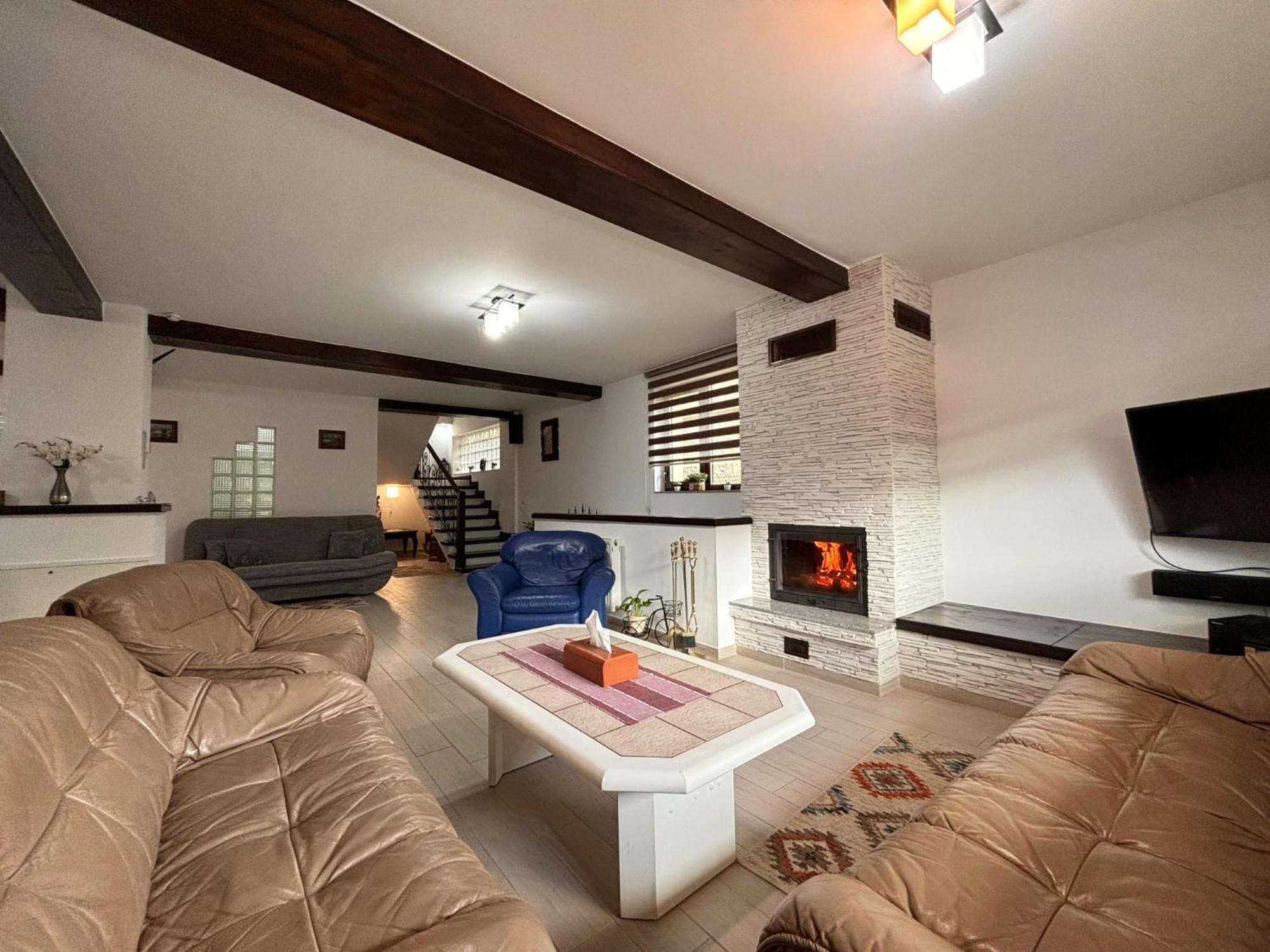 Skyline Villa أَزوغا المظهر الخارجي الصورة